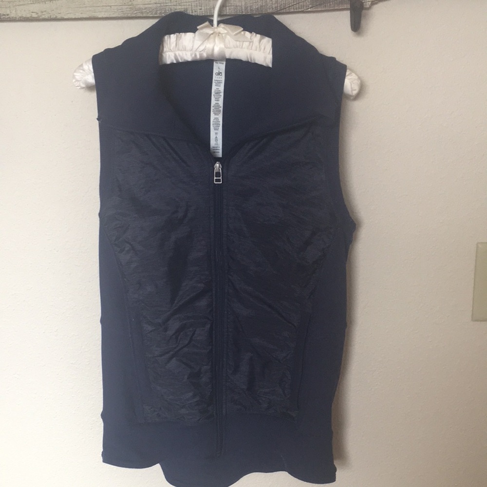 Alo Yoga Navy Zip-Up Vest